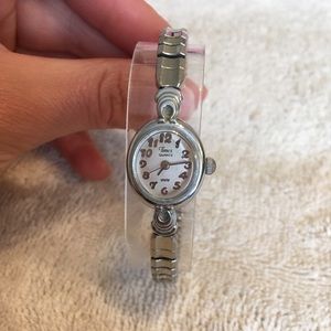 Vintage Timex quartz women’s watch